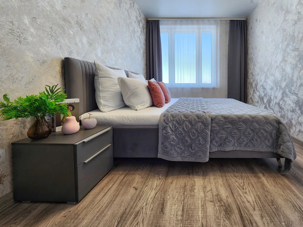 3-комнатная на Взлетке возле ТРЦ Планета