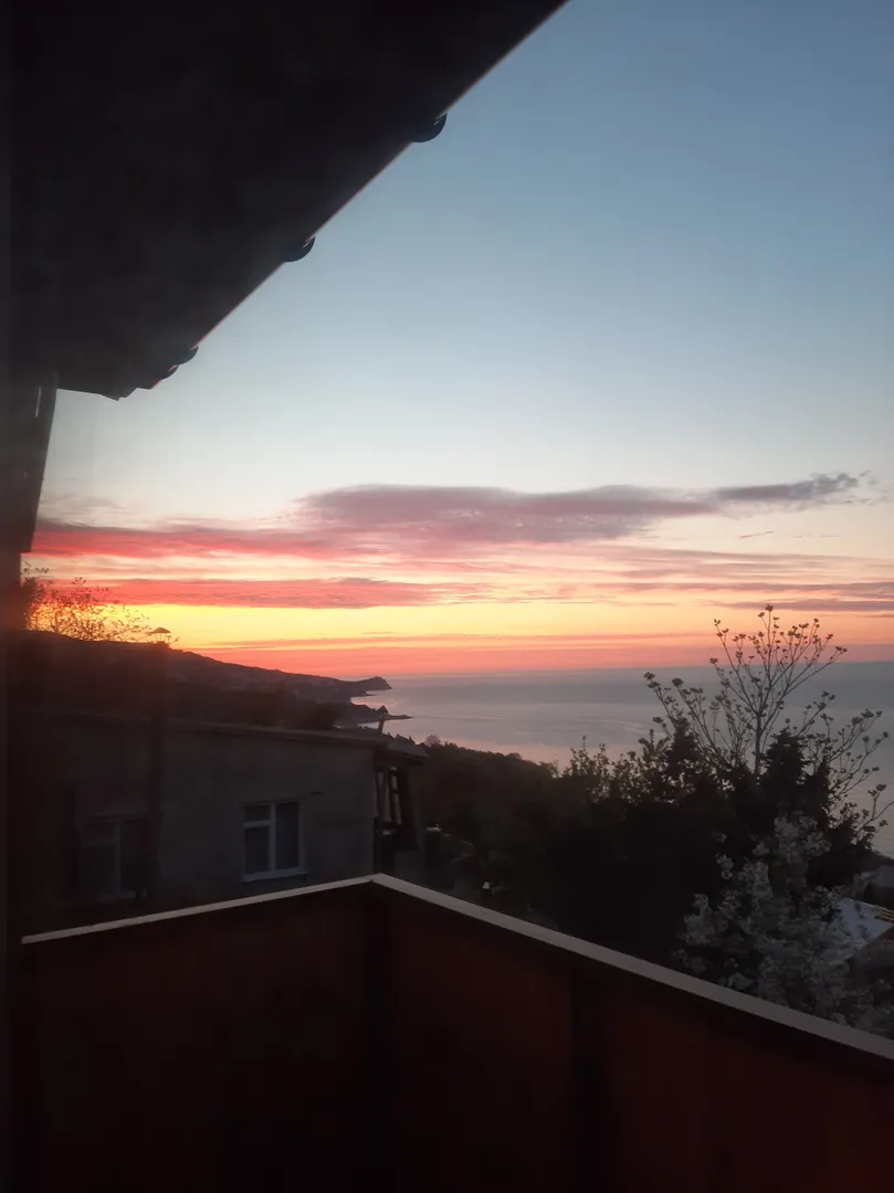 Восход солнца вид с балкона