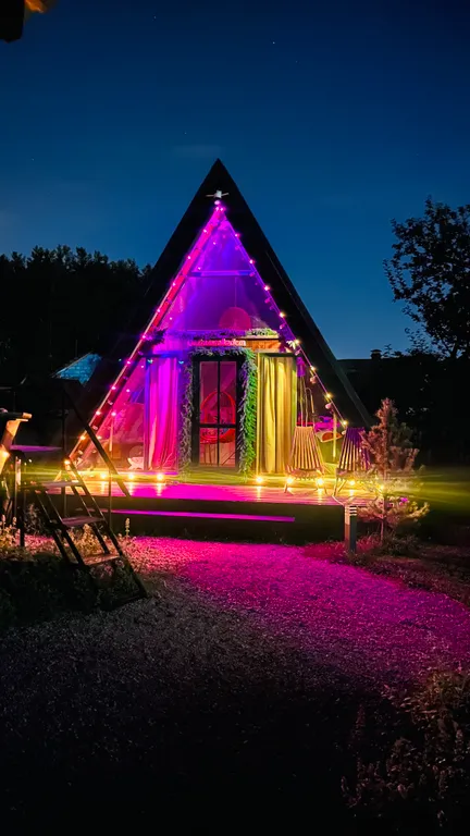 Коттедж Домик в Екатеринбурге в Академическом районе с чаном и баней — аренда посуточно в Екатеринбург