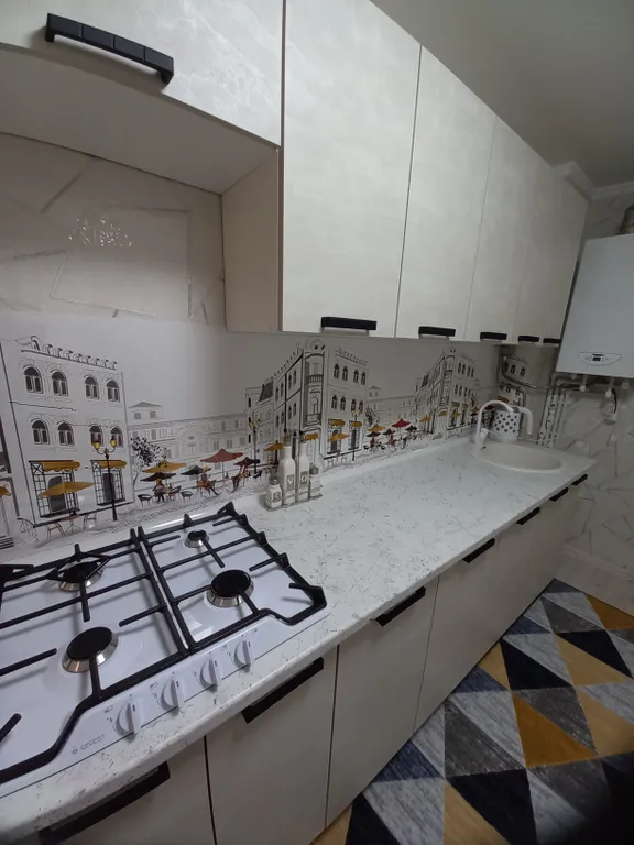 Шикарная двухкомнатная квартира с видом на озеро