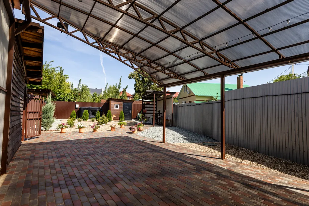 Новый дом у Волги в черте города