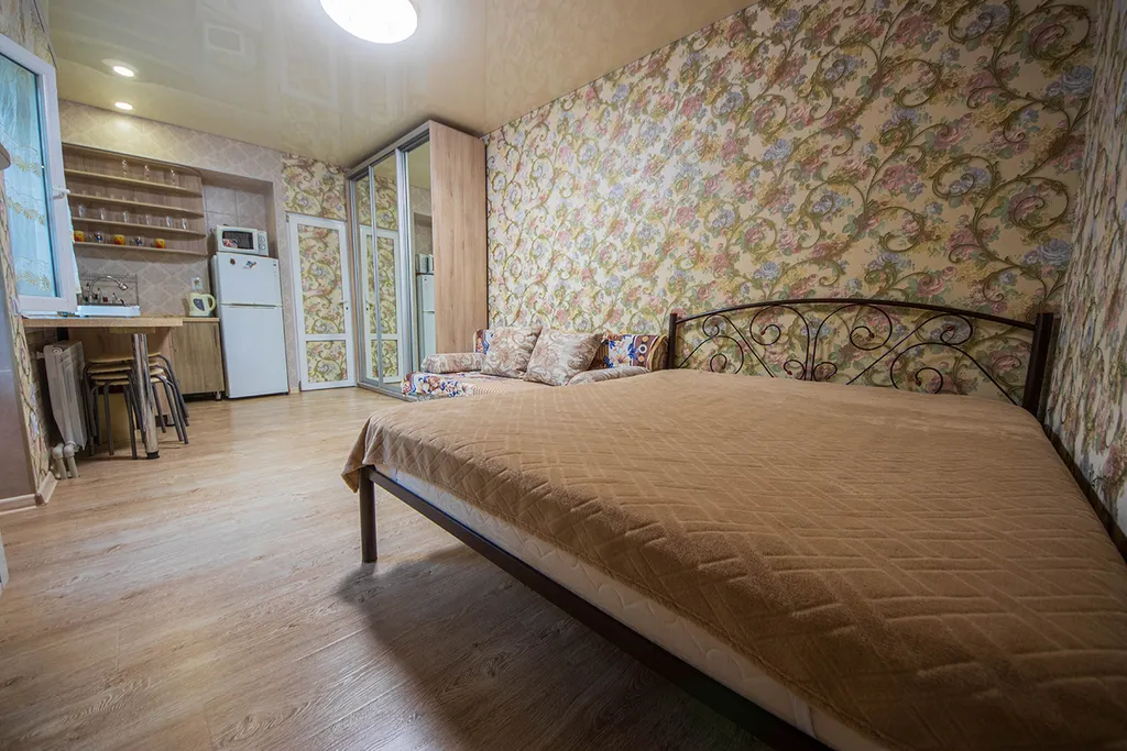 Уютный дом 2 этажа в центре Феодосии