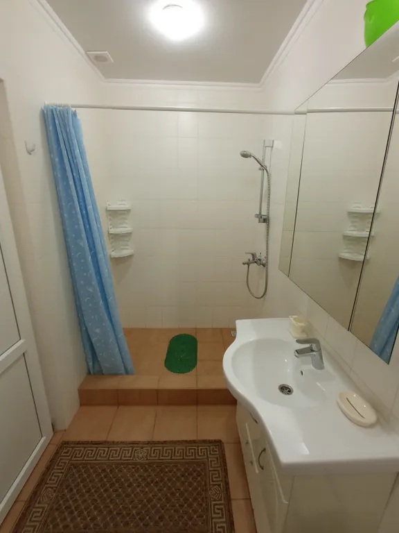 Уютная комната с удобствами