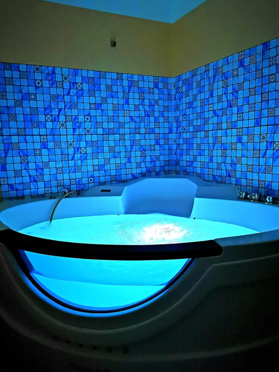 Квартира с большой джакузи — аренда посуточно в Красноярск