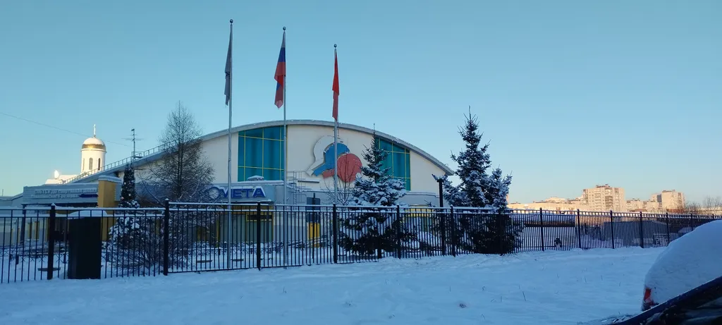 Квартира в спокойном районе в пешей доступности от метро Дунайская