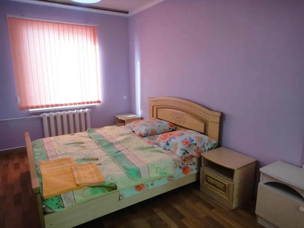 Квартира Комната — аренда посуточно в Лоо