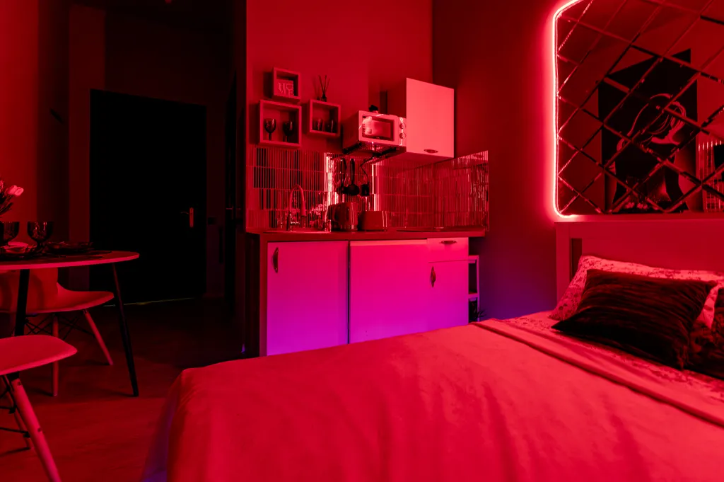 Квартира Квартира Зеркальная студия в центре Москвы — Москва