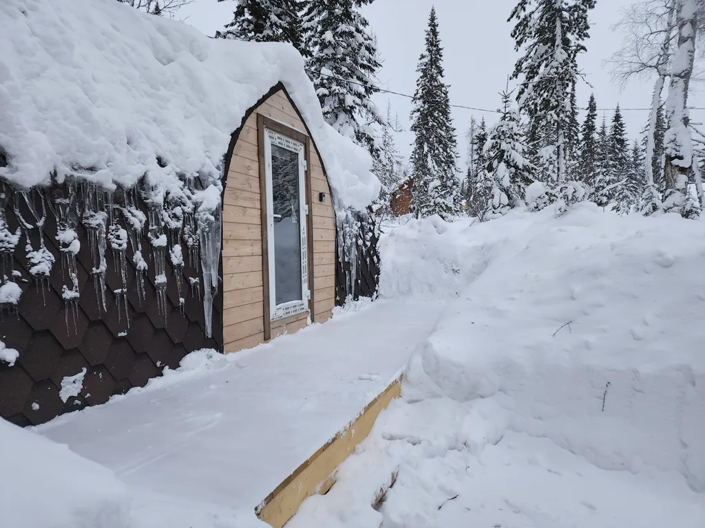 Коттедж Уютный кемпинг с видом на лес — аренда посуточно в Шерегеш