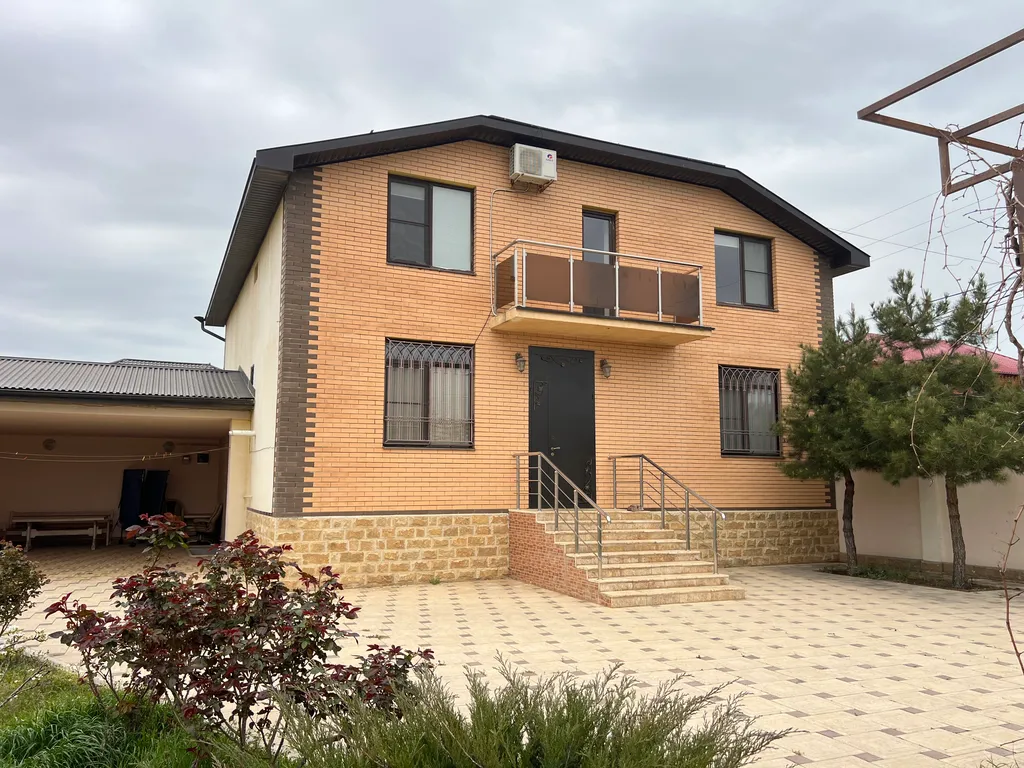 Уютный дом у моря