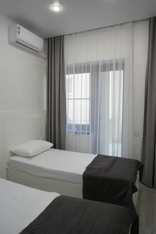 2 х комнатные апартаменты на 4 человека, с бассейном на крыше