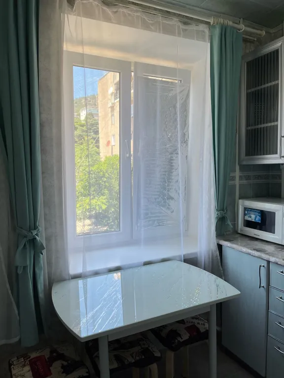 Комфортная квартира возле можжевеловой рощи