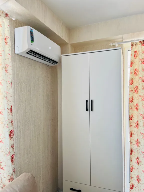 Уютная студия с террасой и бассейном