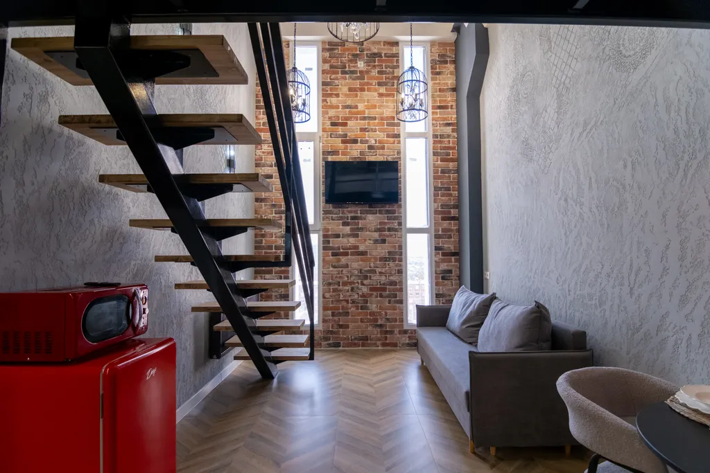 Квартира Двухэтажная студия с дизайнерским ремонтом — аренда посуточно в Тула