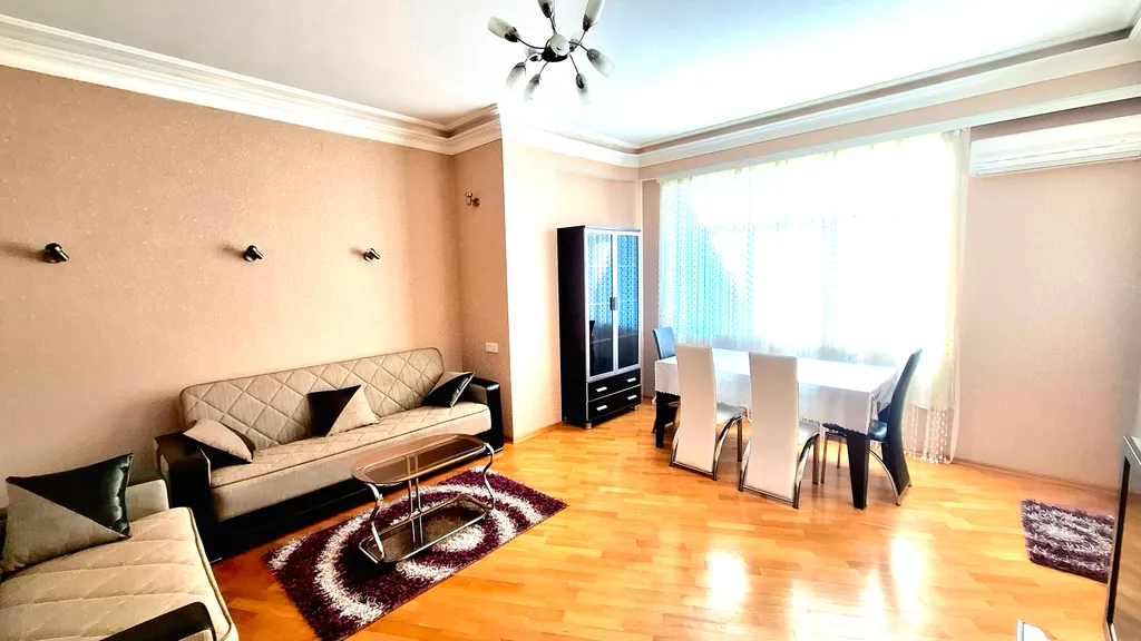 2-комнатная квартира в новопостроенном доме в центре