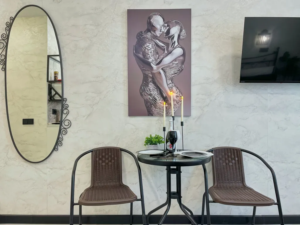 Студия с большой джакузи для двоих