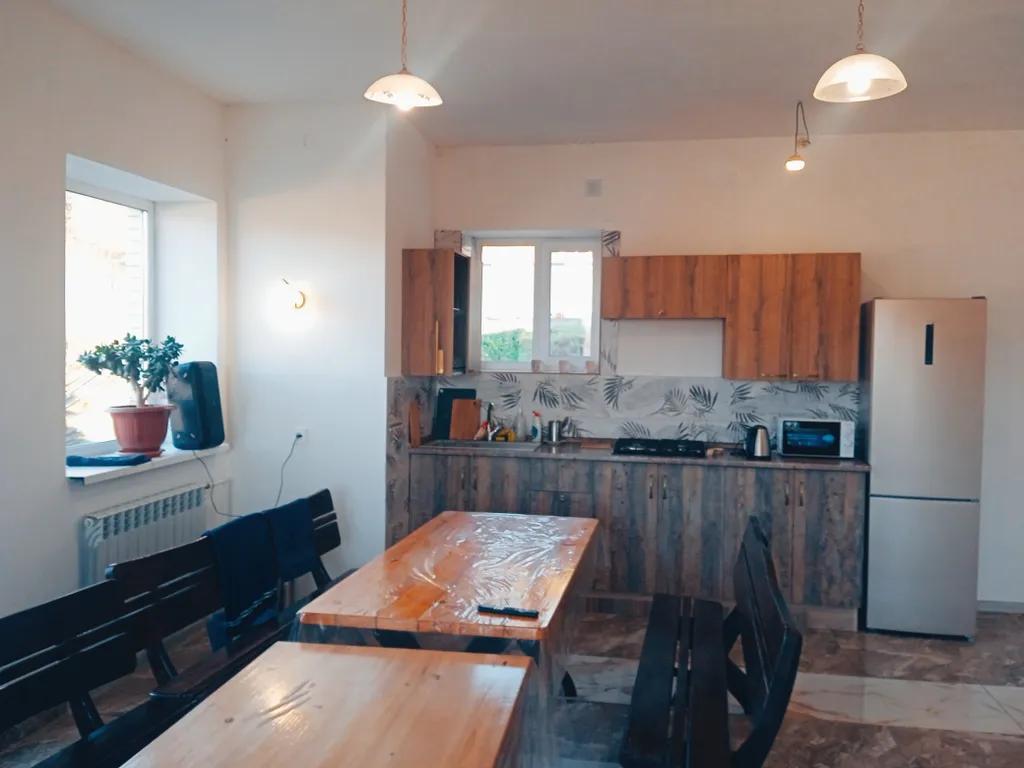 8-комнатный Дом