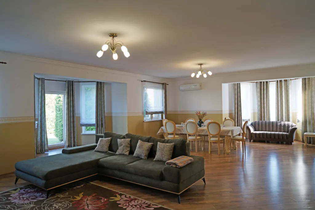 Уютный, большой дом на Славянской