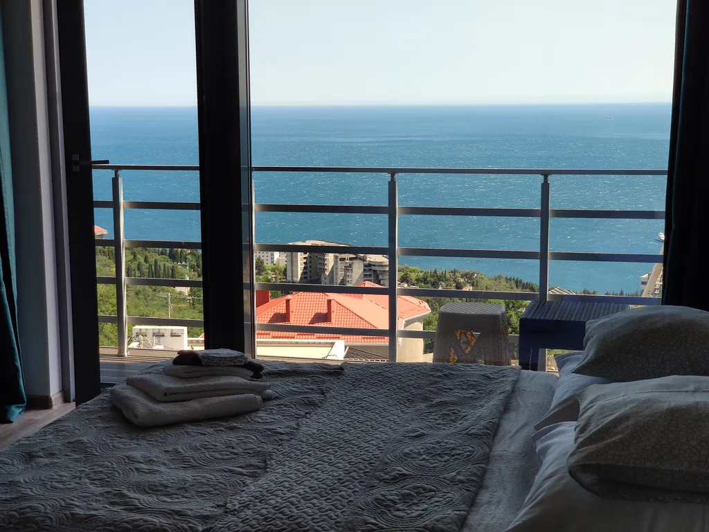 Квартира Студия с видом на море — аренда посуточно в Массандра