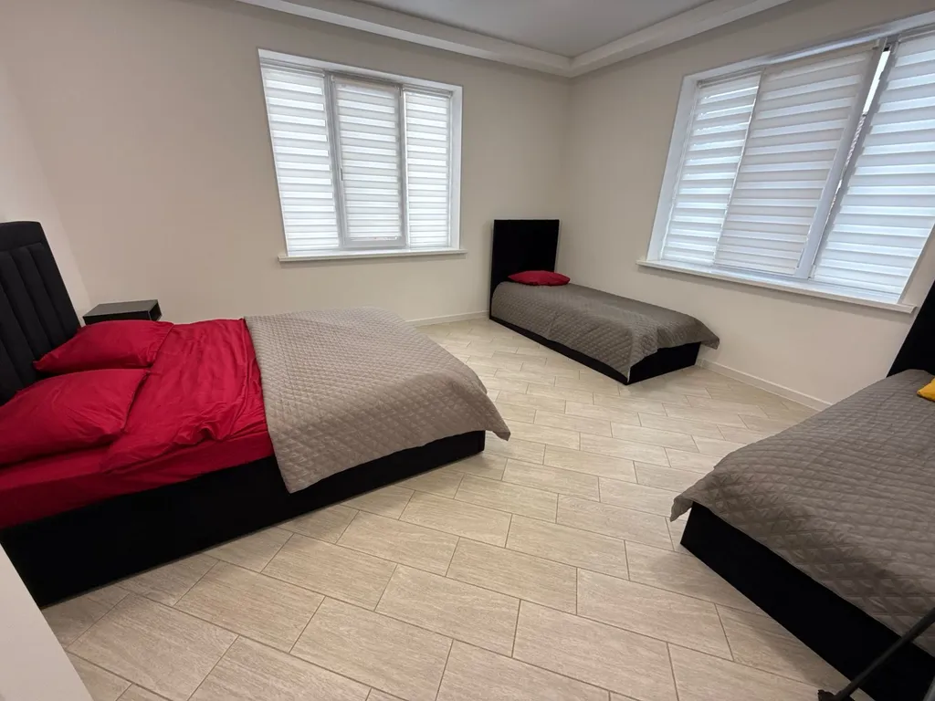 Новый стильный коттедж