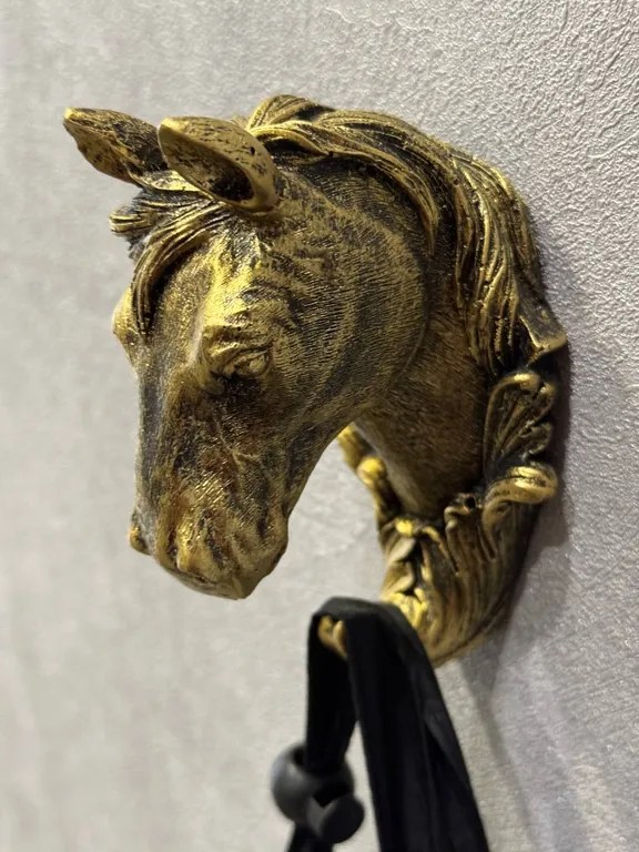 Гостевой дом с конюшней