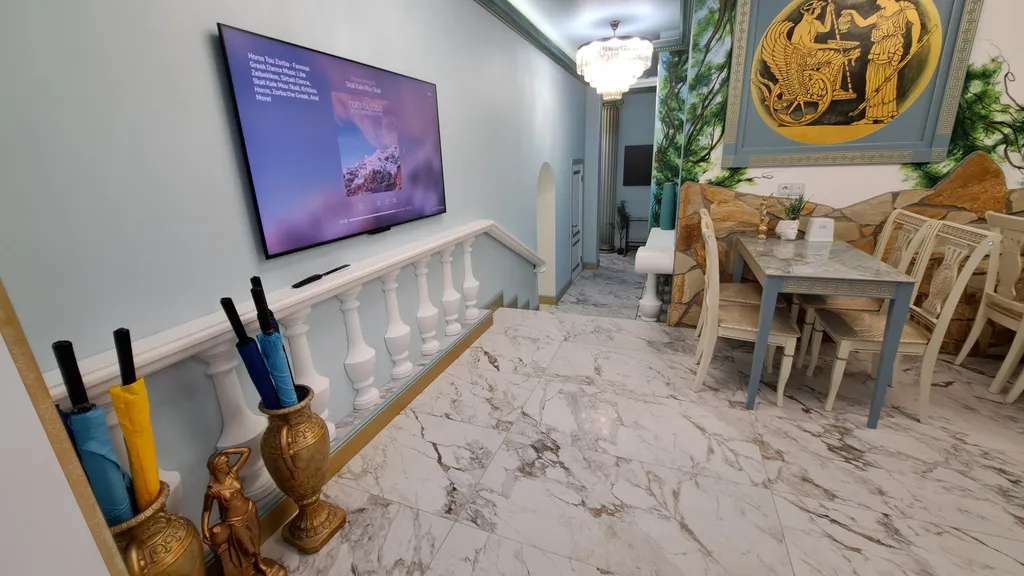 Квартира Квартира Двухкомнатный номер в традиционном греческом стиле — Новосибирск