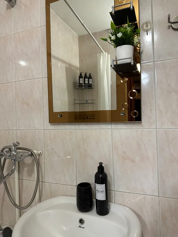 Солнечная квартира в нежных тонах для гармонии с собой и миром