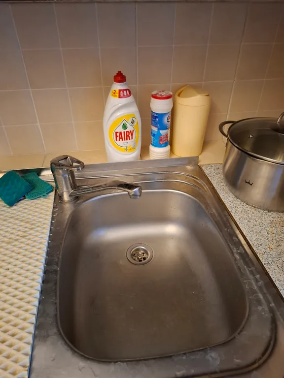 Уютный дом, рядом с рощей и прудами, при въезде в город по трассе м4