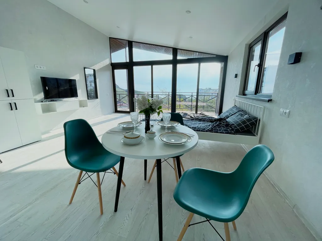 Квартира Студия с видом на море — аренда посуточно в Орджоникидзе