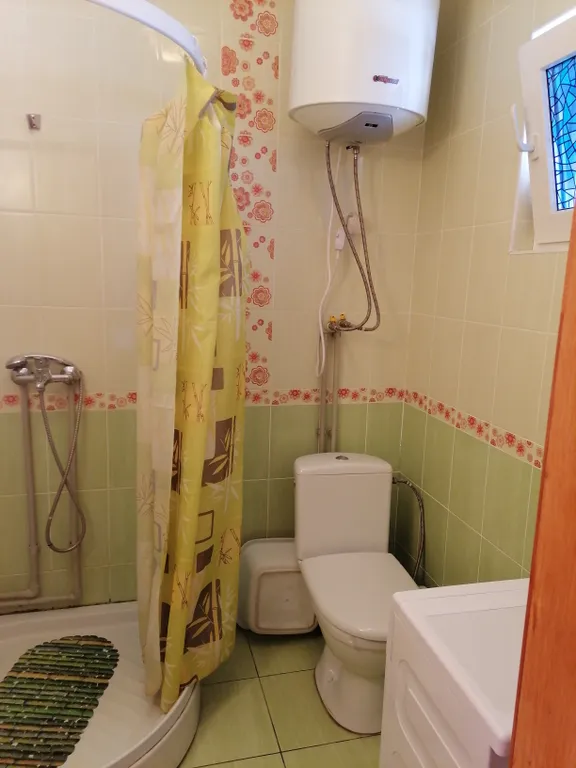 Квартира студия (эллинг) на первой линии  моря.