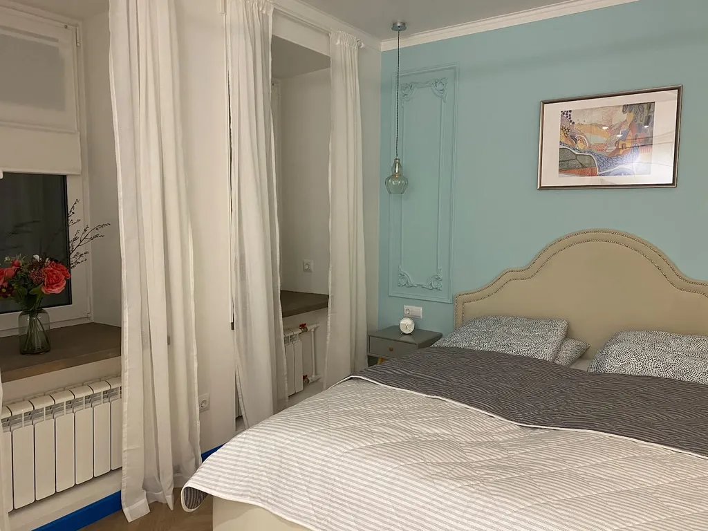 Новая уютная квартира в центре Петербурга
