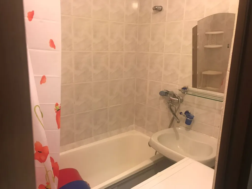 Квартира Трехкомнатная квартира с двумя балконами — Лазаревское