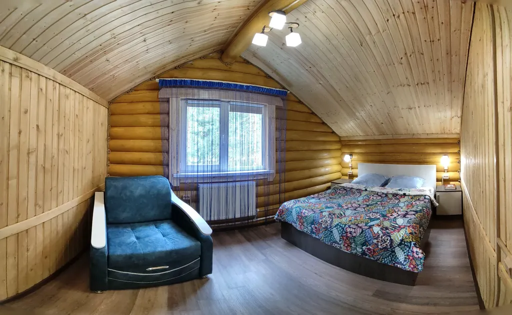 Дом Изумруд в лесу