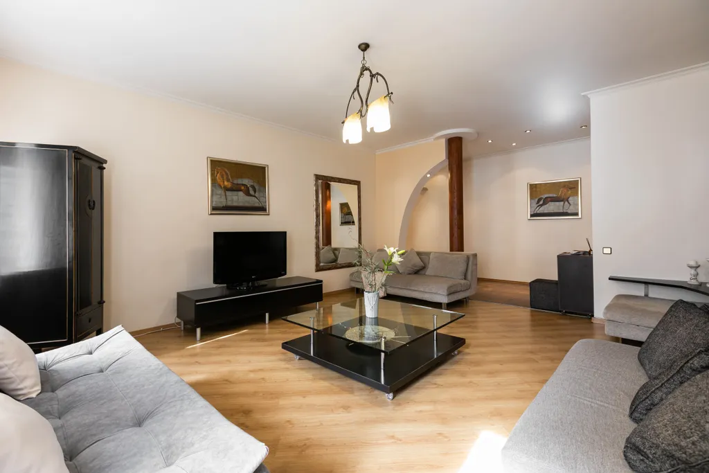 Всё рядом: мосты, музеи, парки