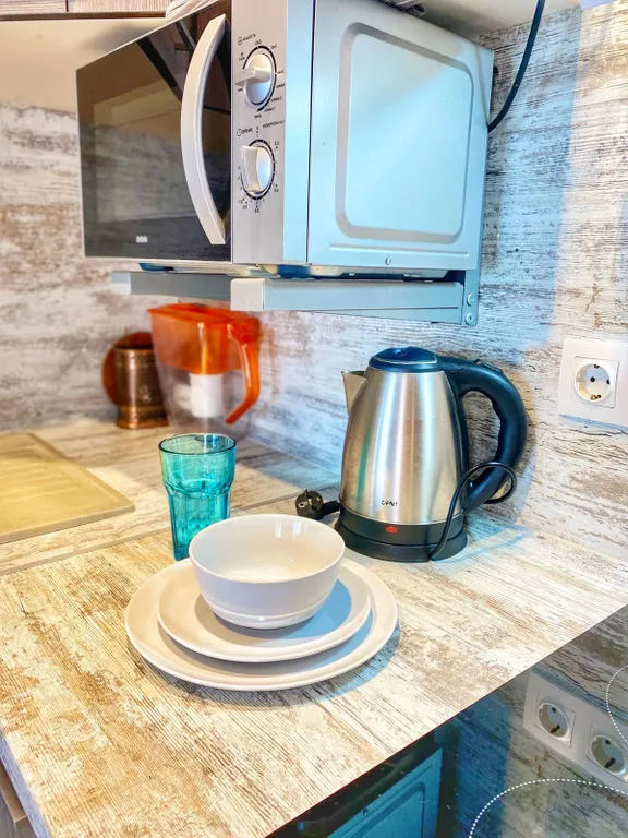 Уютная студия c великoлeпным видoм