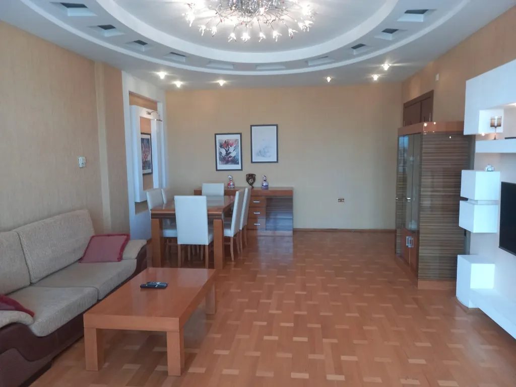 Квартира с видом на море и Пламенные Башни