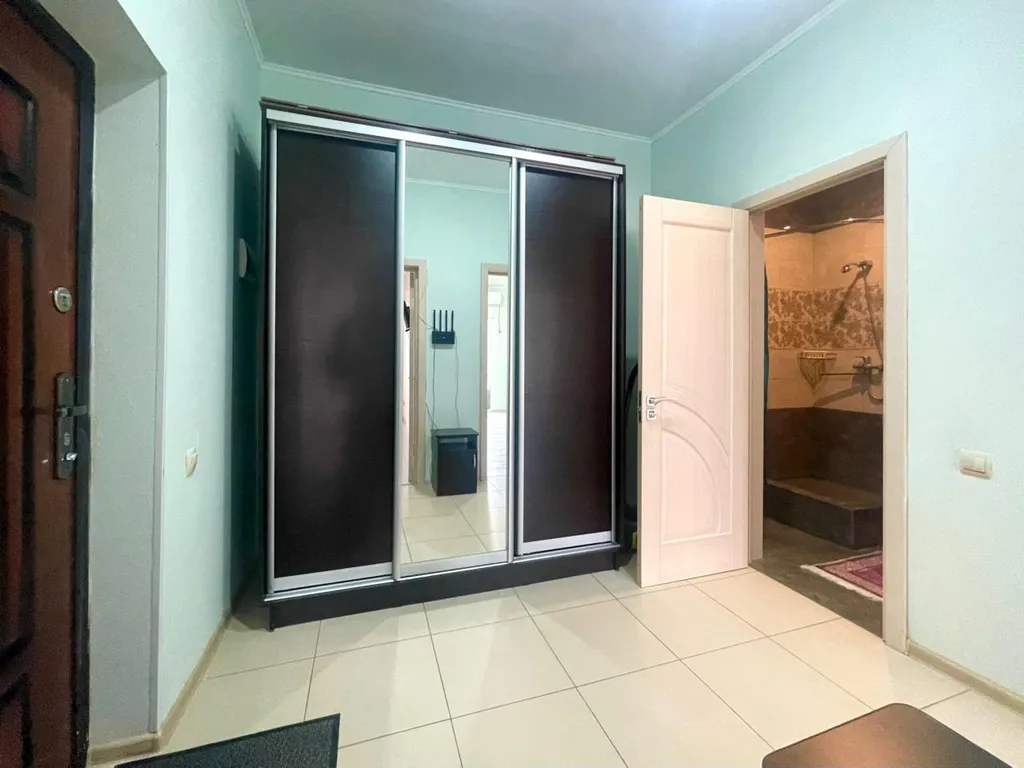 Квартира Просторная квартира в пяти минутах от пляжа — Геленджик