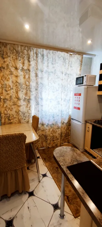 Уютная двухкомнатная квартира между ЖД Вокзалом и Быхановым садом