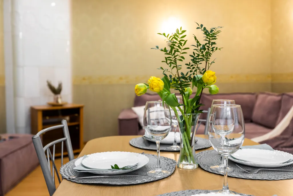 Рядом Невский, торговые центры, метро