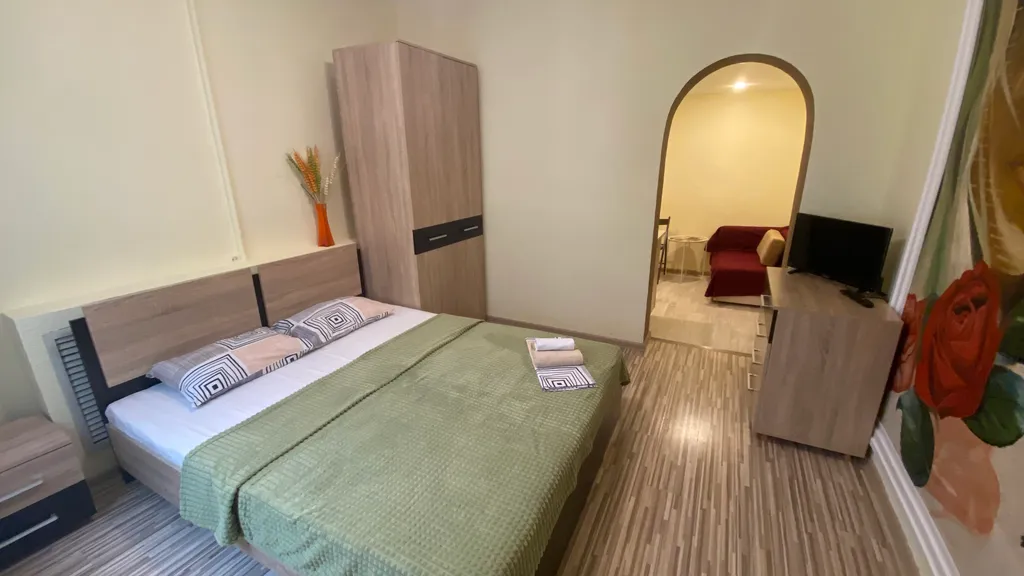 Квартира 2-комнатная Квартира — Геленджик