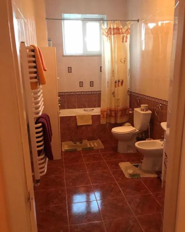 7-комнатный Дом