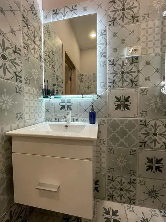 Студия с видом на море