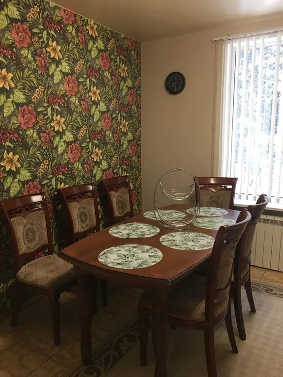 6-комнатный Дом