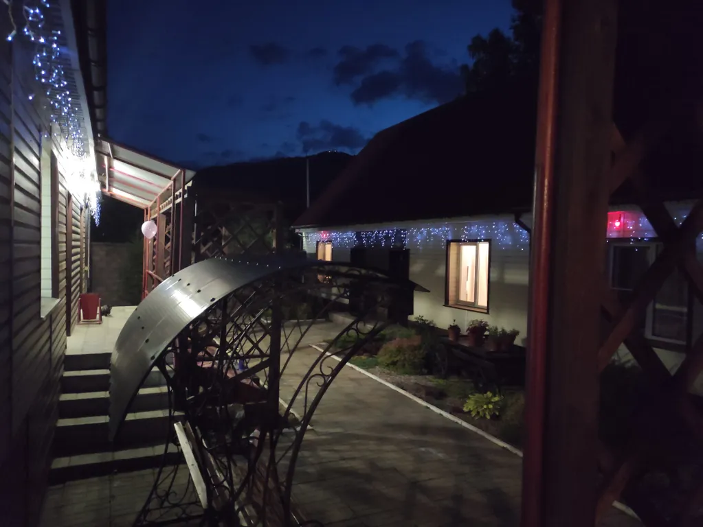 Уютные апартаменты на озере Банное