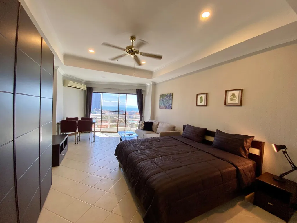 Центр Джомтьена