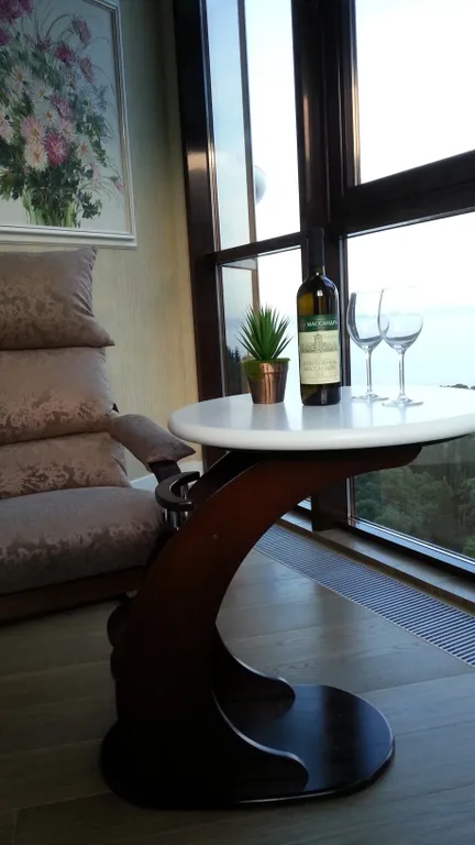 2-комнатная квартира с видом на море и горы в Приморском парке