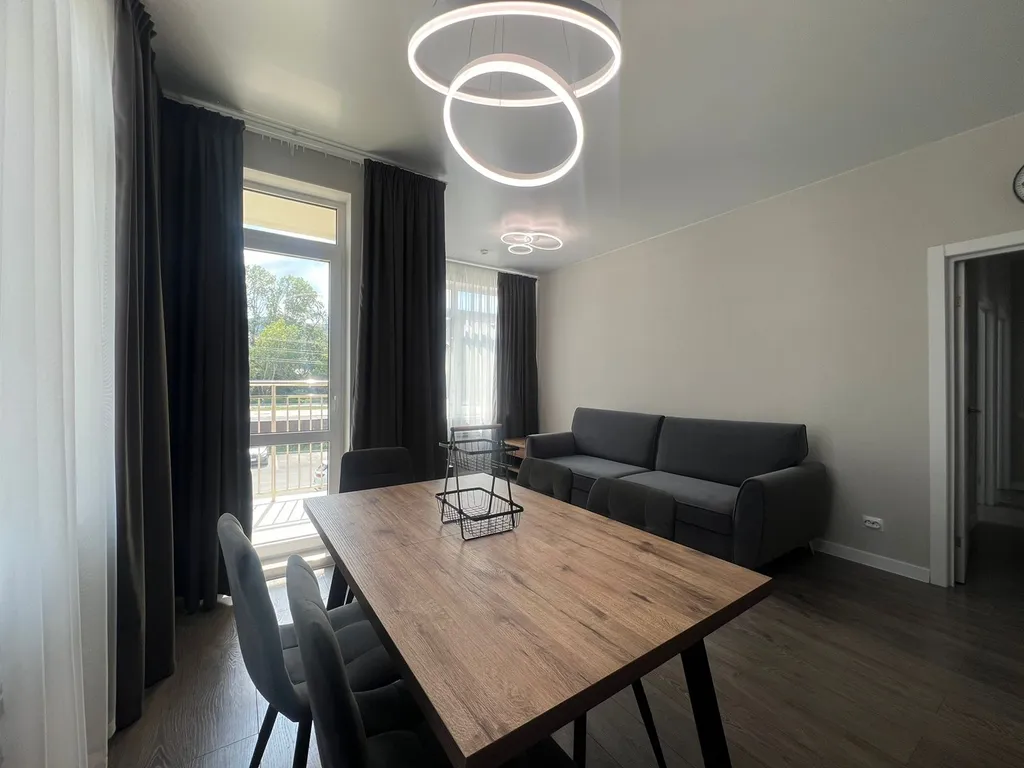 263 Евротрешка с бассейном на 7 человек