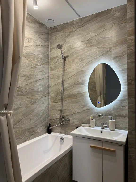 Квартира на набережной