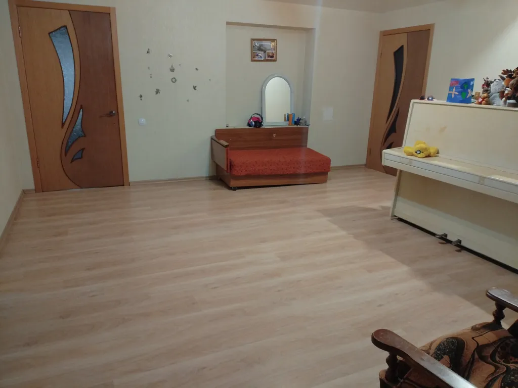 Комната в доме у родника за 3 продольной магистралью