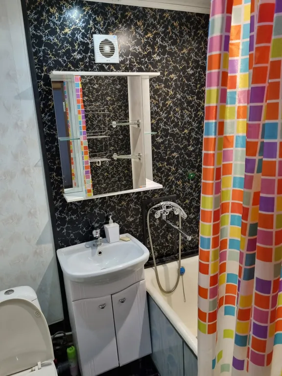 2к квартира Istoma рядом с УВЗ