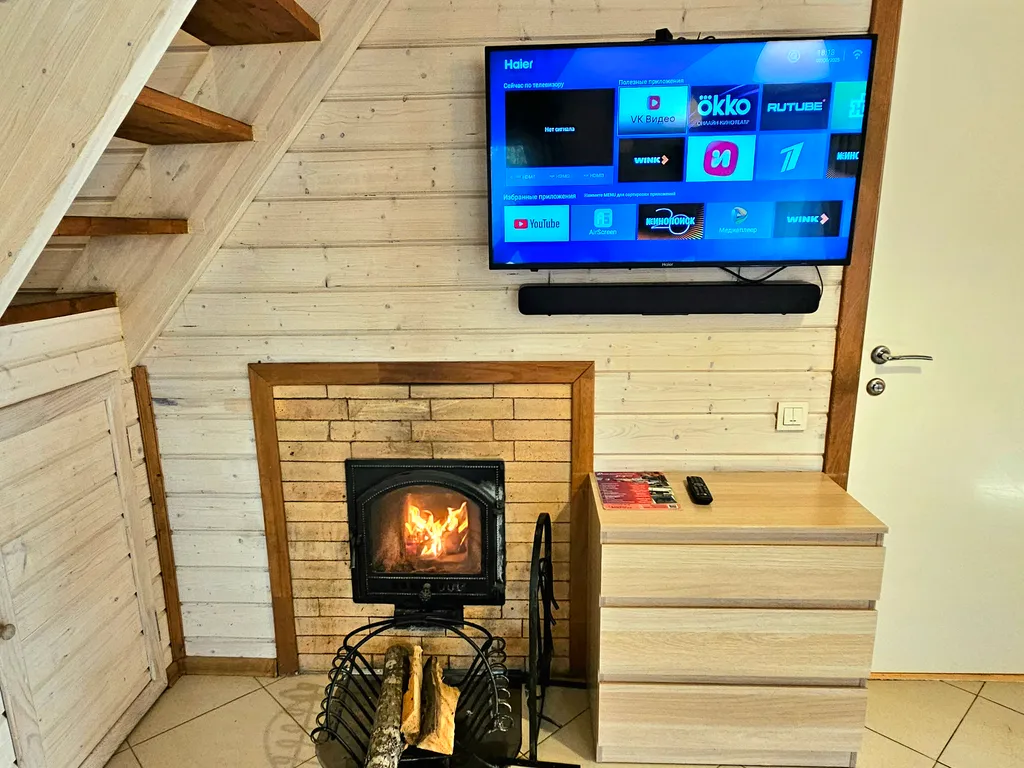 Коттедж Дом с баней и горячим чаном рядом и Игорой 2 — Снегиревка